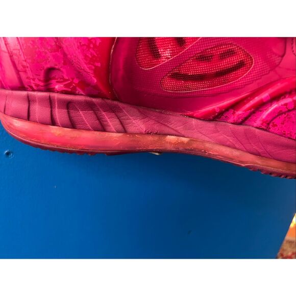 NIKE AIR MAX HYPERPOSITE RASPBERRY RED-PINK FOIL SZ 11.5 - Picture 3 of 10